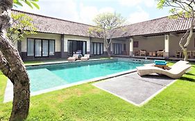 Bali Merita Villa